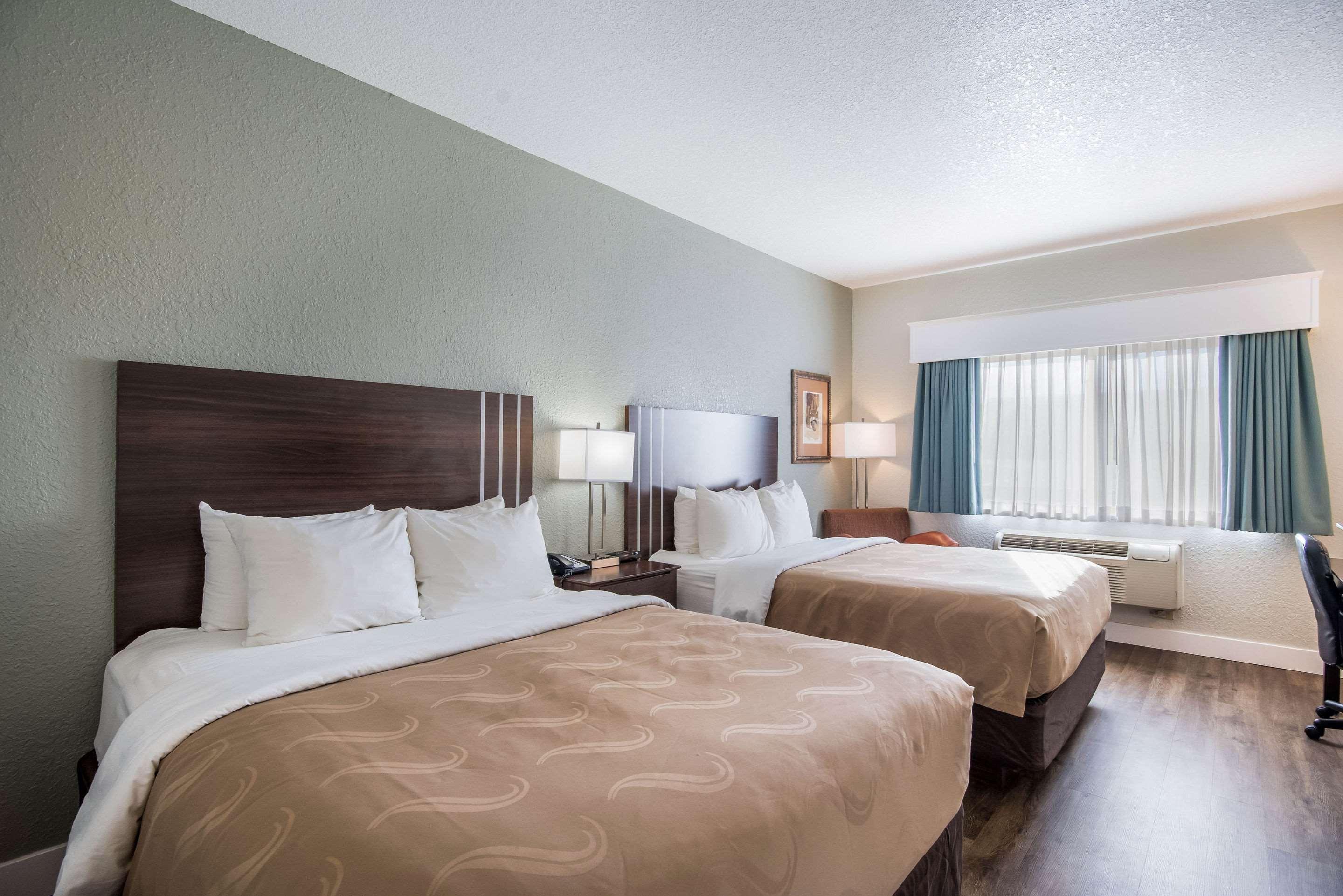 Quality Inn & Suites West Pueblo Exterior foto